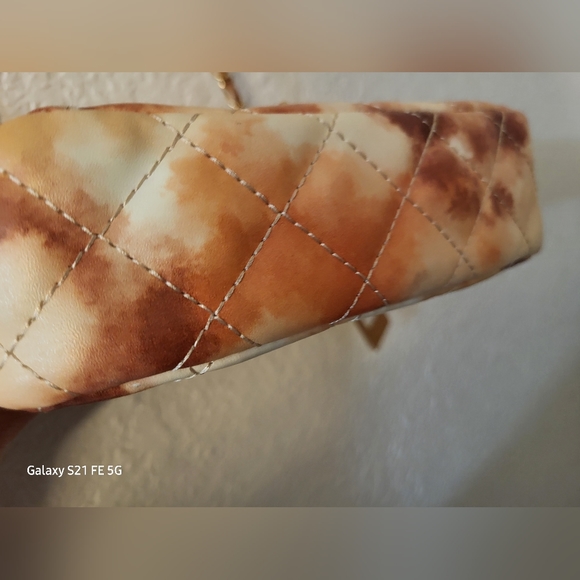 3 a.m. Forever Quilted Crossbody Shoulder Bag - Picture 10 of 11